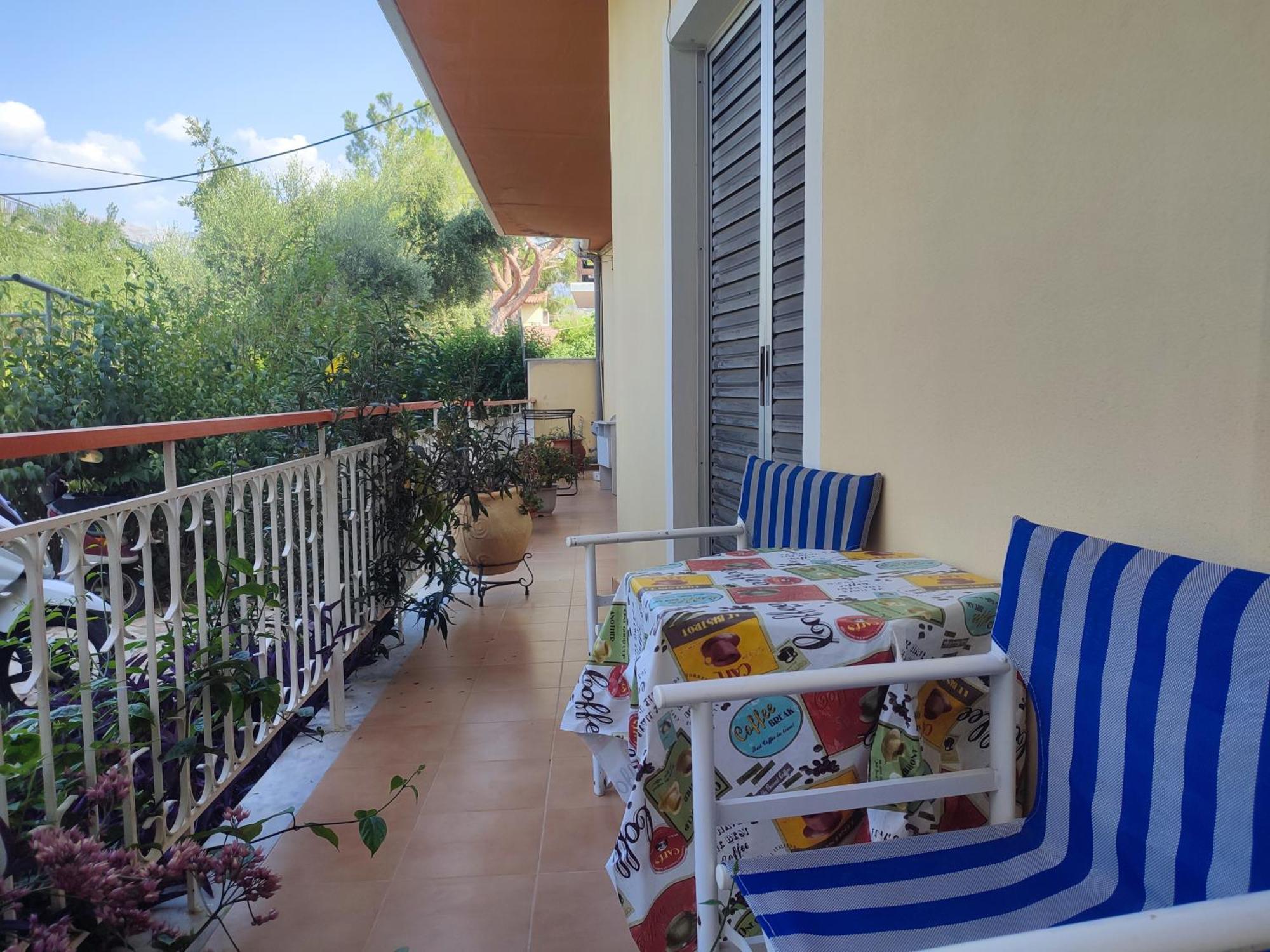 Mema'S Tranquil Studio In Patra - Free Parking Extérieur photo